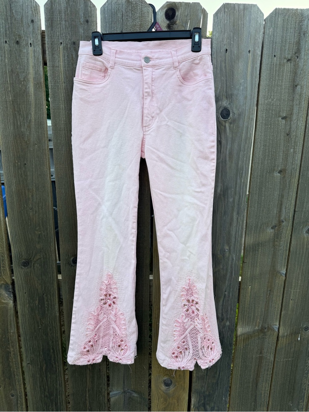 Decoded pink beaded flare leg juniors sz 7 pants